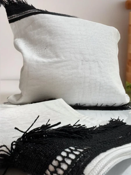 Hint Püsküllü Tasarım Kırlent – 2’li Set